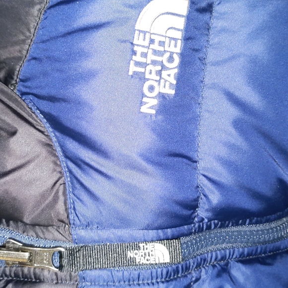 THE NORTH FACE BOYS EXTRA WARM WINTER JACKET - Picture 2 of 3